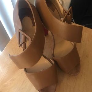 Christian Louboutin 39 1/2